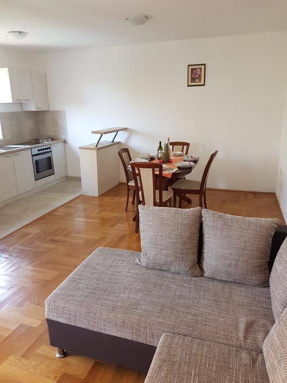 Apartments Dunja マリンスカ エクステリア 写真